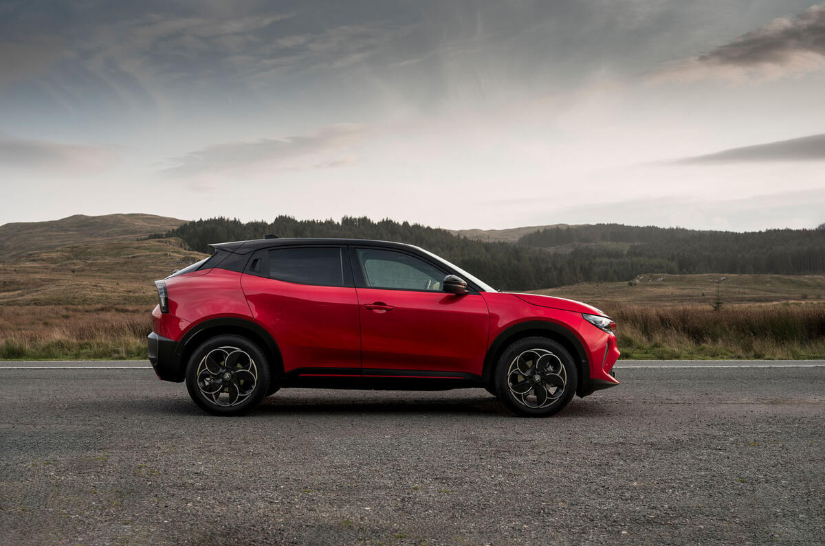 Profil de Junior Elettrica 30