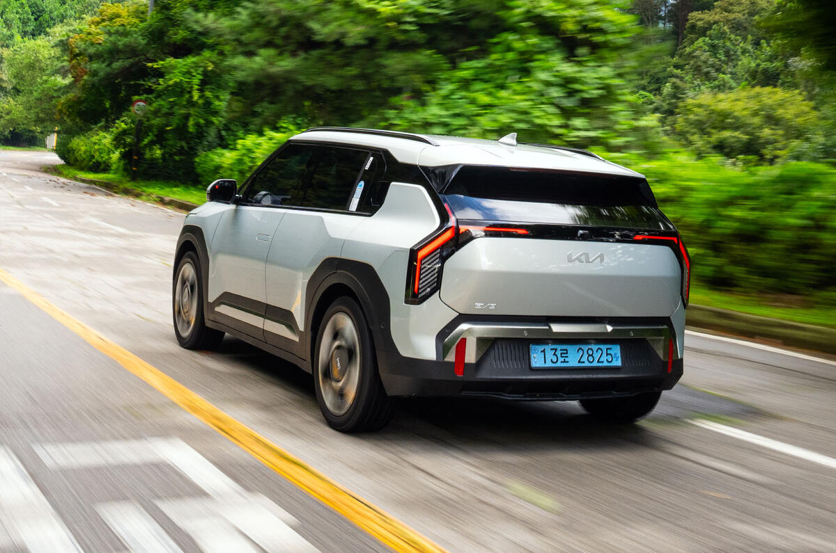 Kia EV3 avis 2024 02 suivi arrière