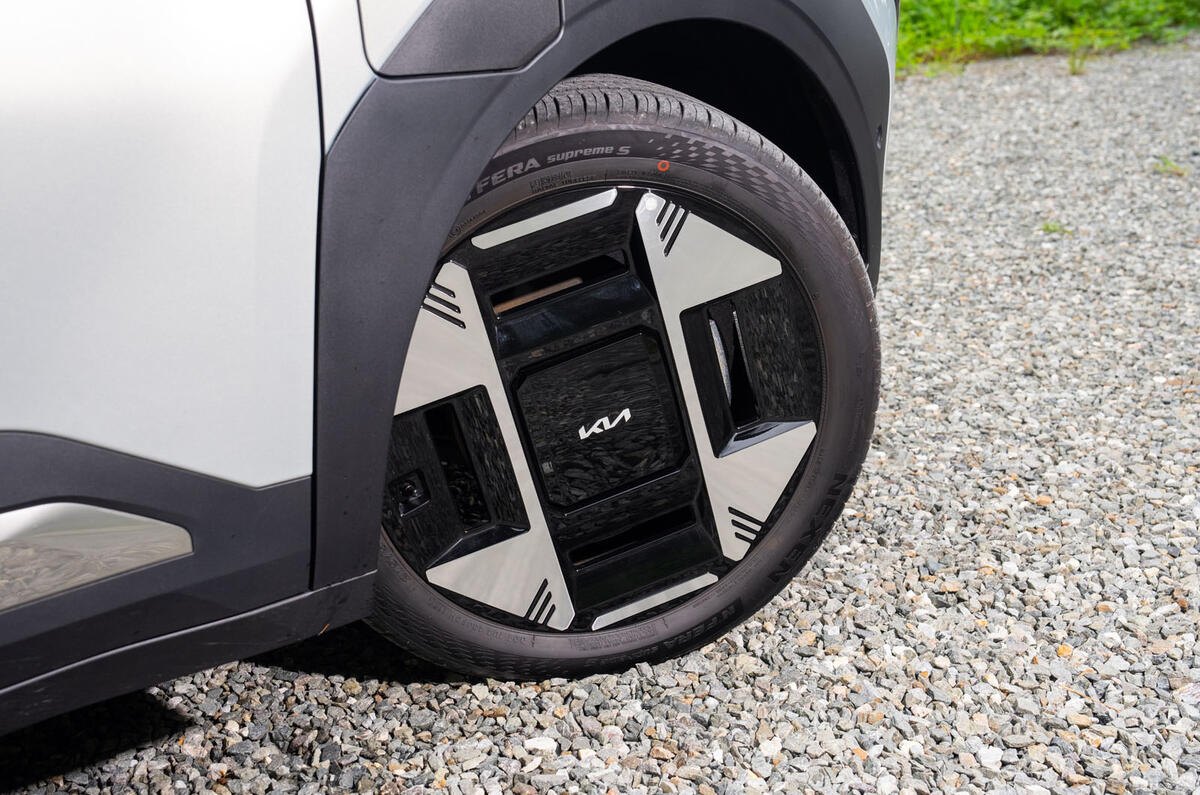Kia EV3 avis 2024 05 roue