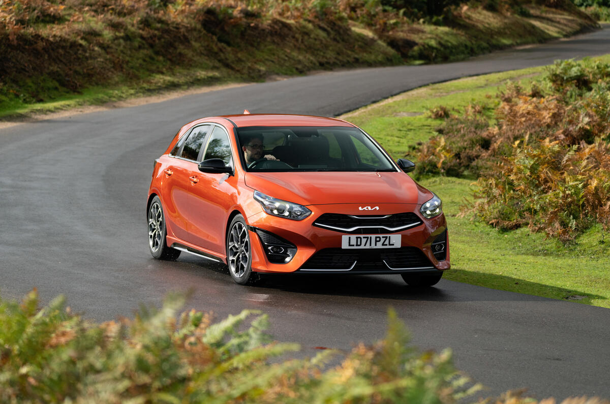 Kia Ceed Critique des virages