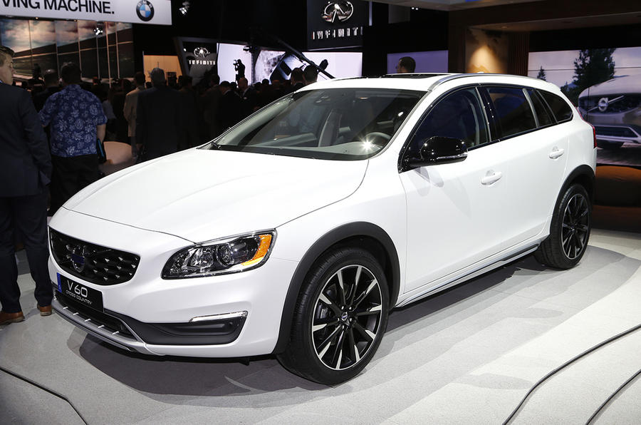 Volvo V60 Cross Country unveiled