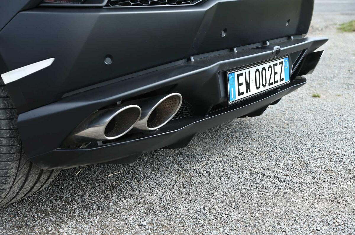 Huracan LP6104 UK first drive