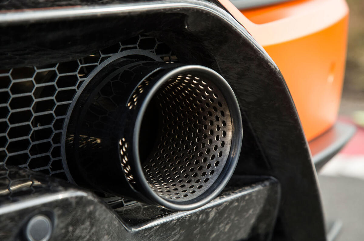 Lamborghini Huracán Performante sports exhaust system