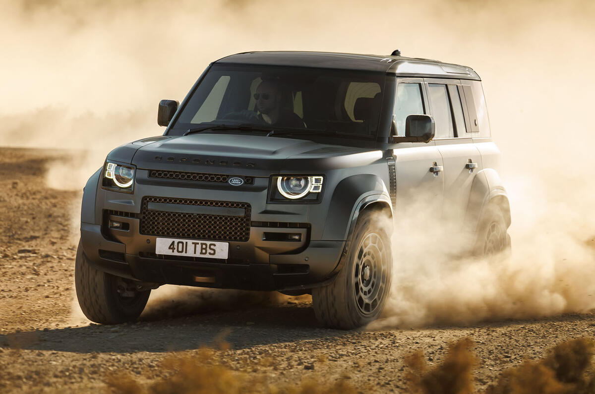 Land Rover Defender Octa avis 2025 001