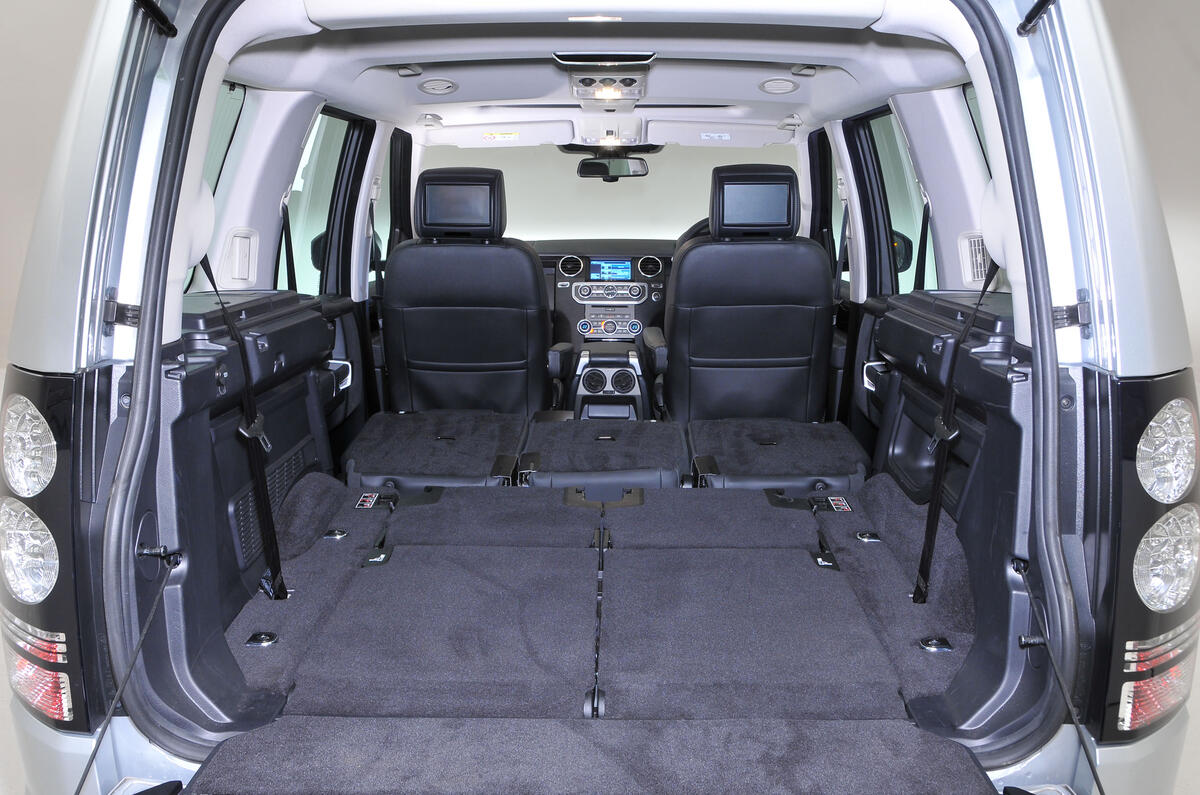 Volume du coffre du Land Rover Discovery
