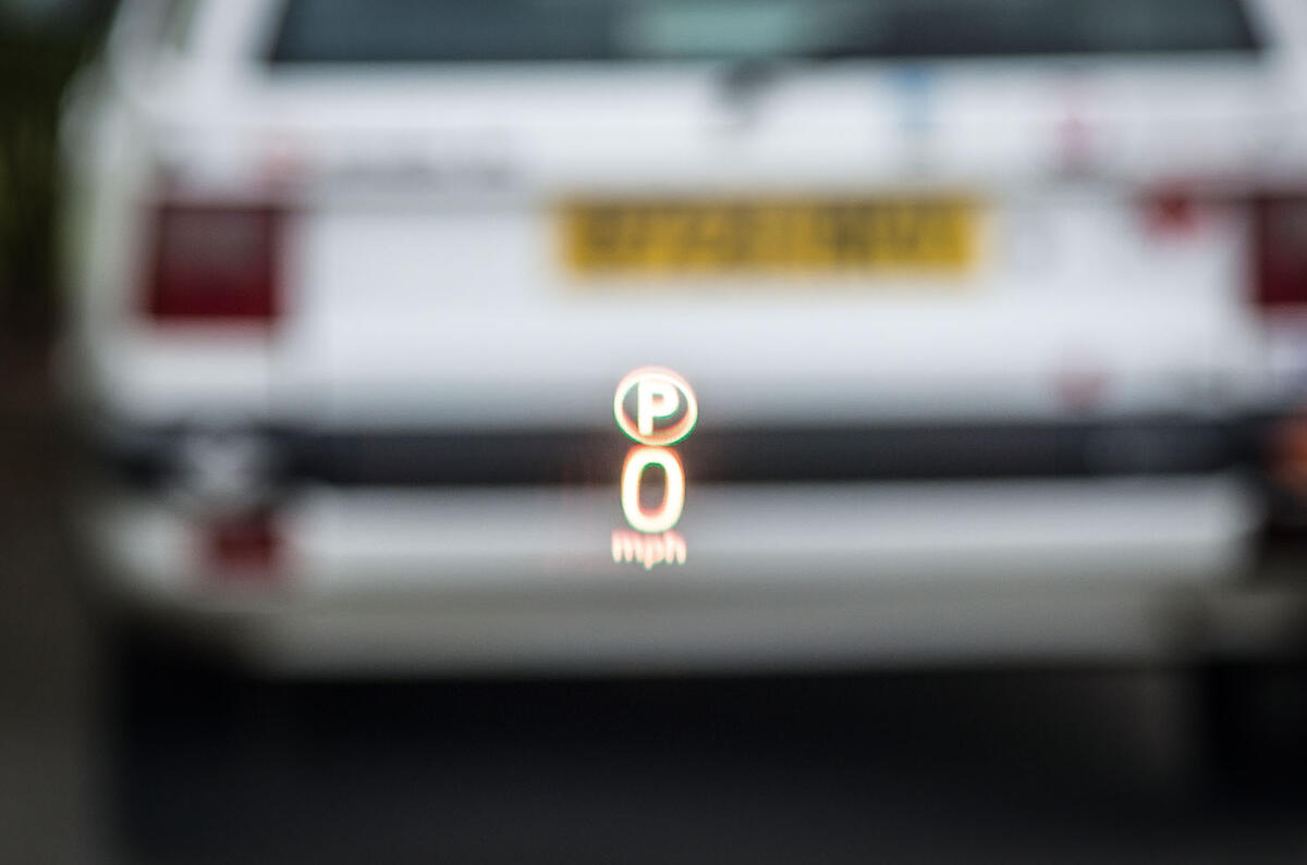 Land Rover Discovery heads-up display