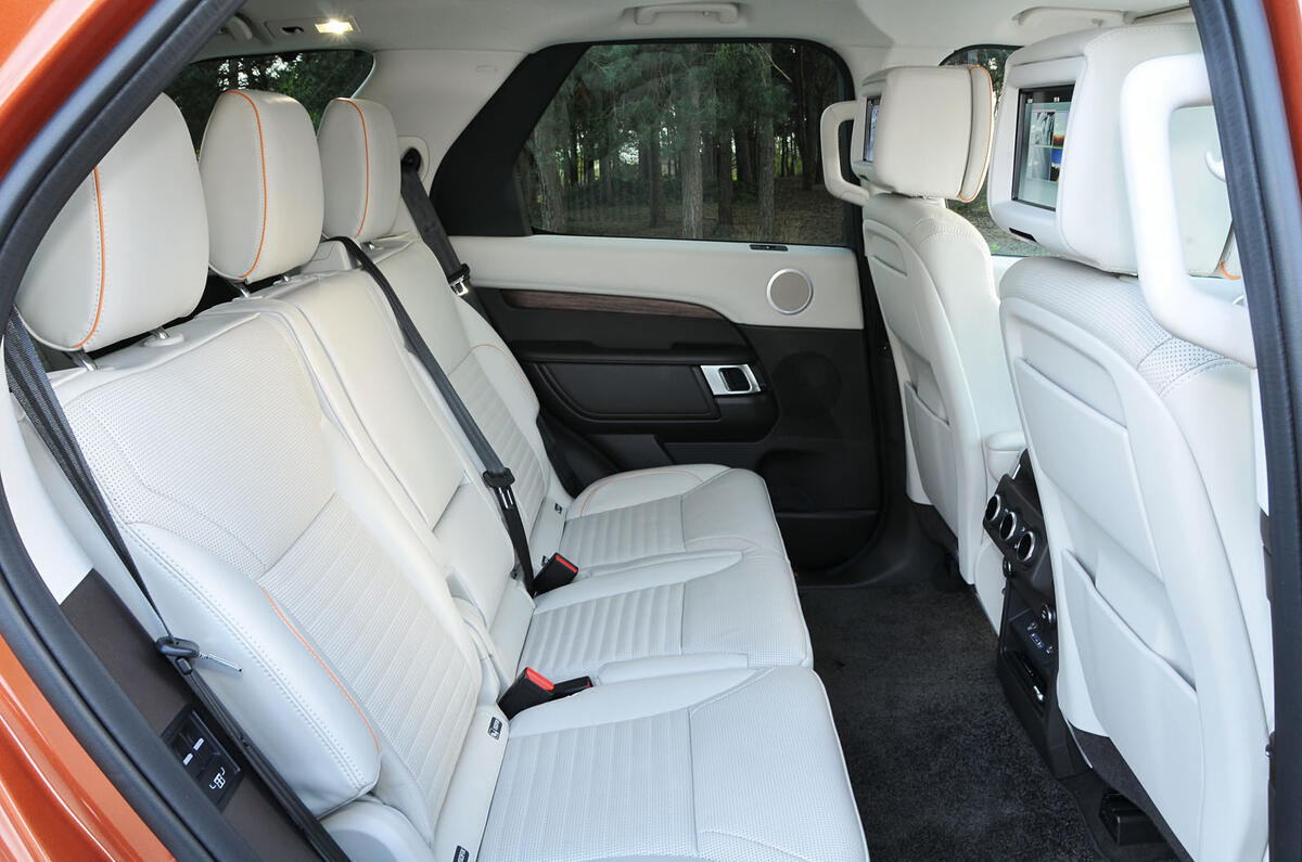 Range Rover Interior >> Land Rover Discovery Review (2018) | Autocar Range Rover Interior >> Land Rover Discovery Review (2018) | Autocar