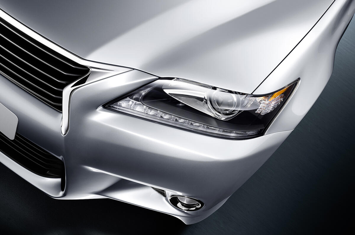 Pebble Beach: new Lexus GS