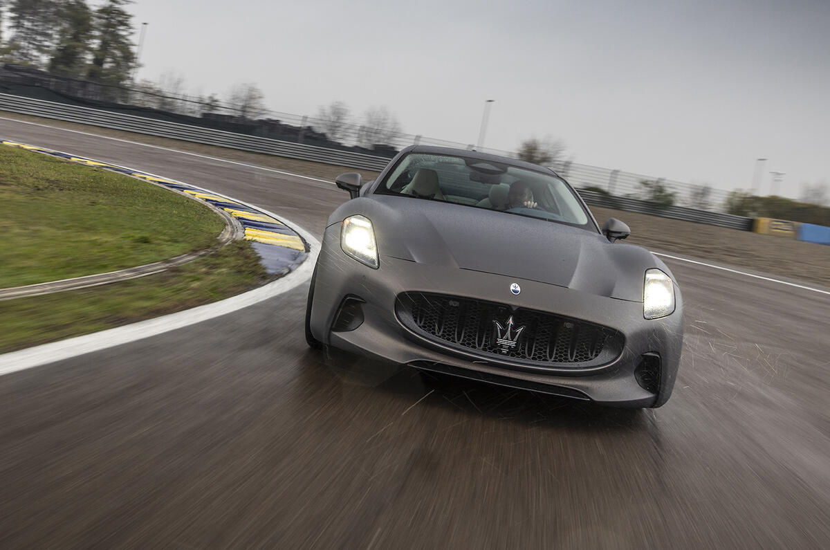 maserati granturismo folgore 04 suivi avant