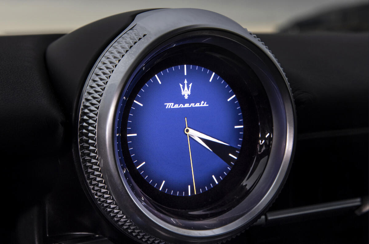 maserati granturismo trofeo uk review 2023 18 clock