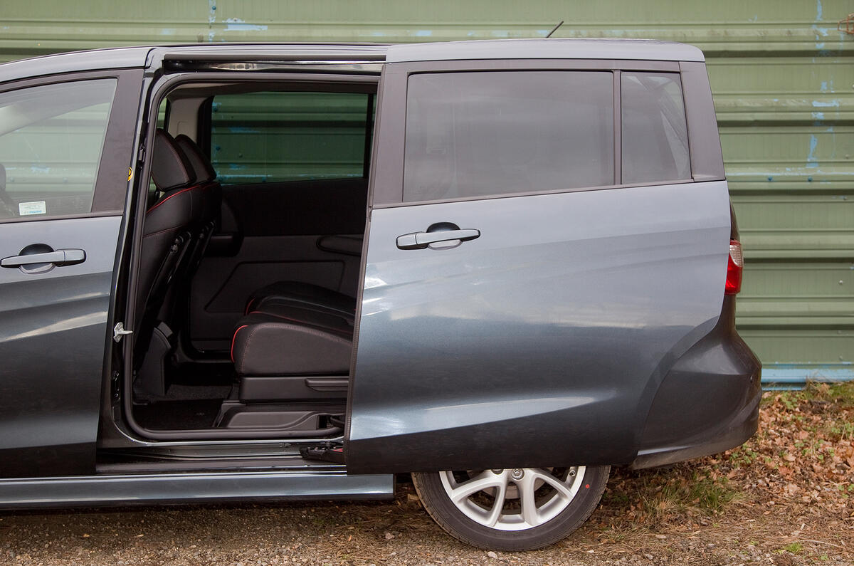 Mazda 5 2010 2018 Design Styling Autocar Mazda 5 2010 2018 Design Styling, Mazda Sliding Door