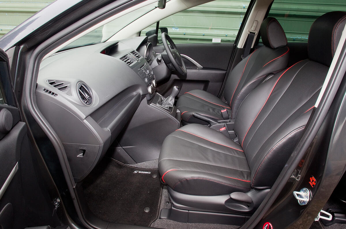 Mazda 5 front seats