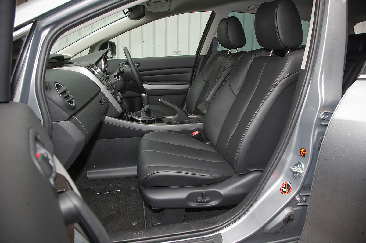 Mazda Cx 7 2007 2011 Interior Autocar