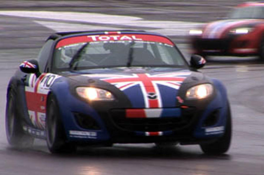 On video: Mazda MX-5 race