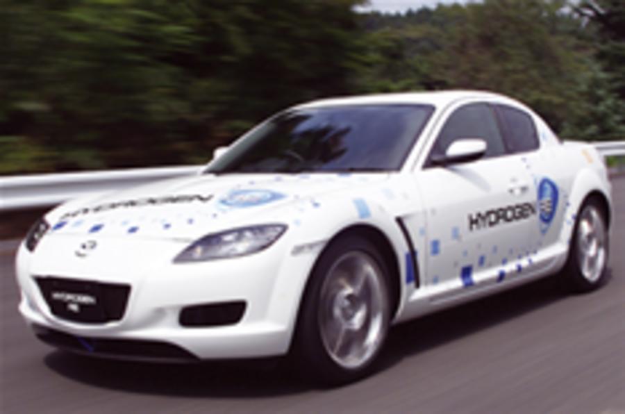 Mazda sticks with rotary power