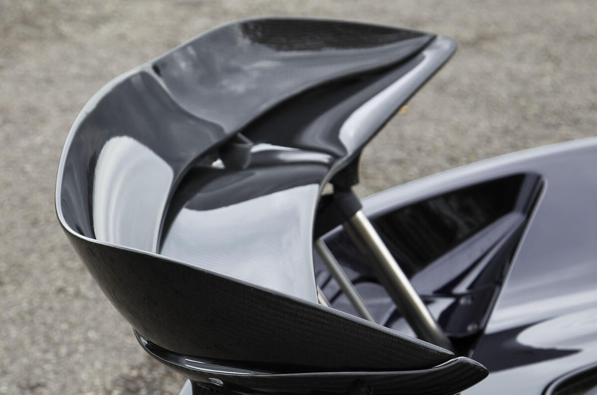 McLaren P1 rear wing