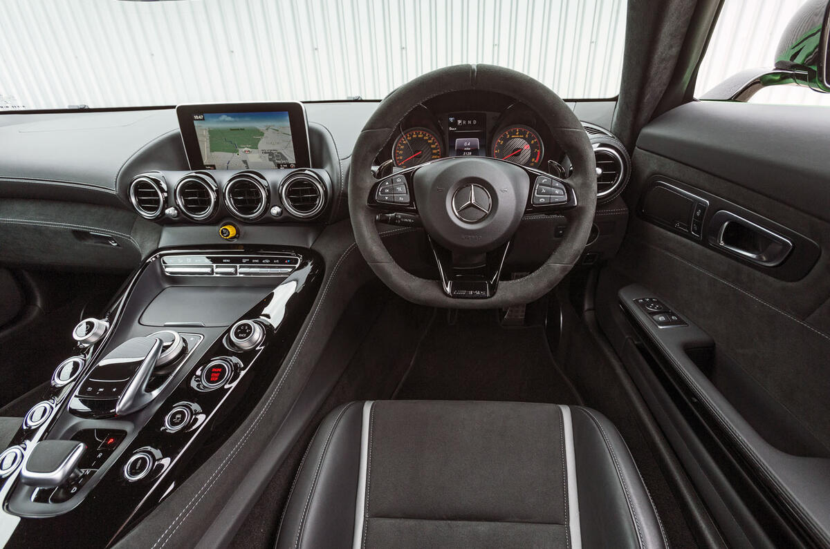 Mercedes-AMG GT R dashboard