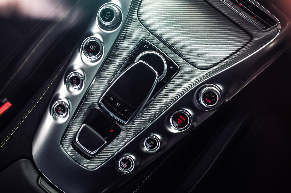 Mercedes-AMG GT S centre console