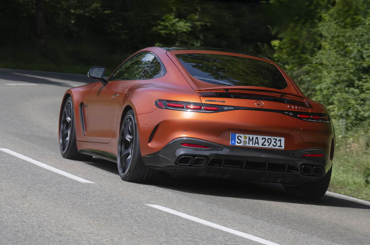 Mercedes AMG GT63 S E Performance 2024 compte-rendu conduite arrière