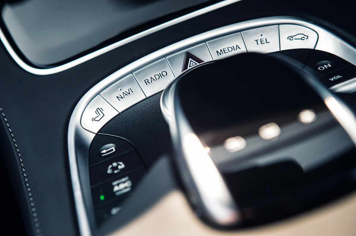Mercedes-AMG S 63 Coupé infotainment controller