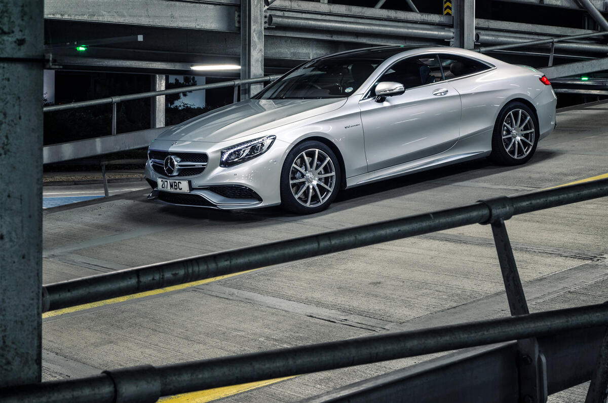 Mercedes-AMG S 63 Coupé side profile