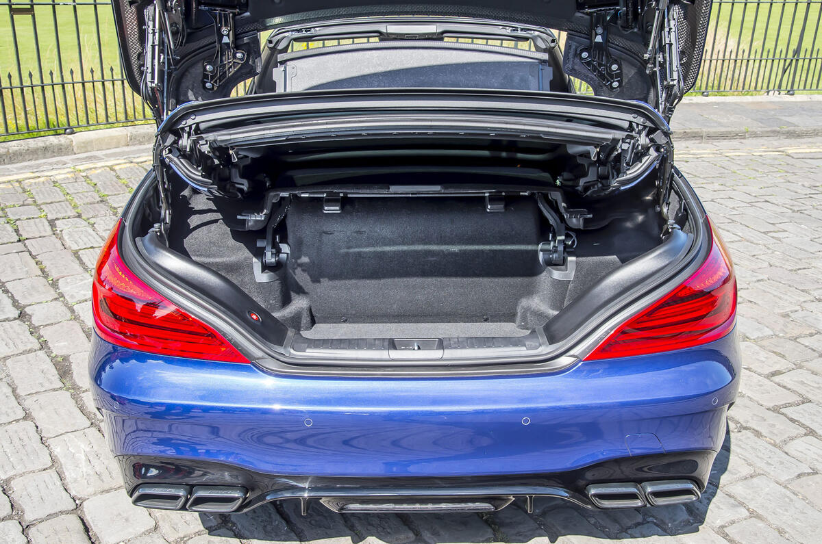 Mercedes-AMG SL 63 boot space