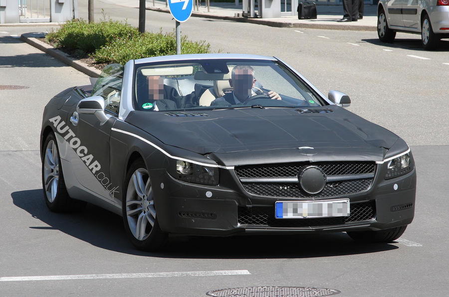 Mercedes SL - latest spy pics