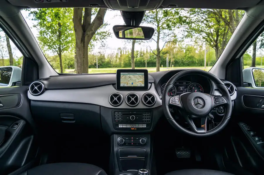 Mercedes Benz B Class 2012 2018 Interior Autocar