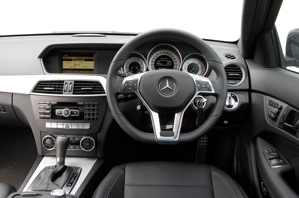 Mercedes Benz C Class Coupe 2011 2022 interior Autocar Mercedes Benz C Class Coupe 2011 2022 interior Autocar