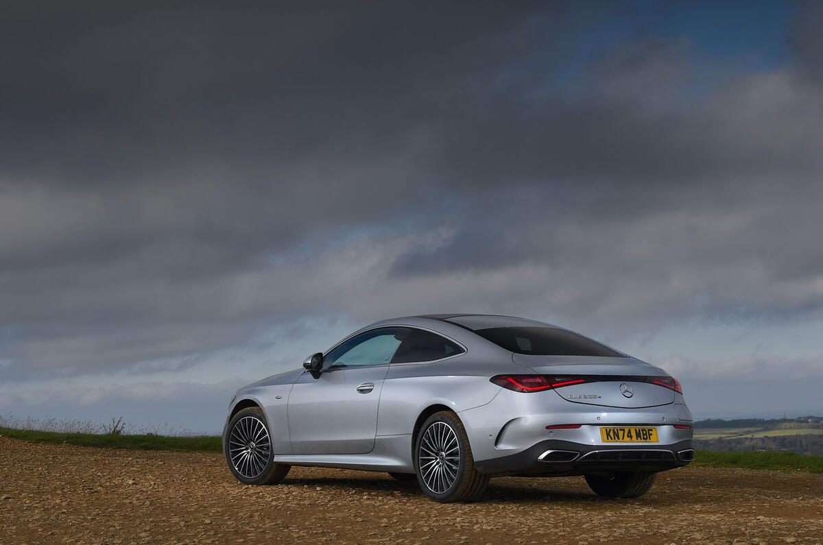 Mercedes Benz CLE 300e compte-rendu 2024 23 statique arrière