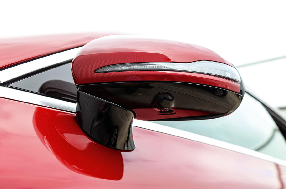 Mercedes-Benz E-Class Coupé wing mirror