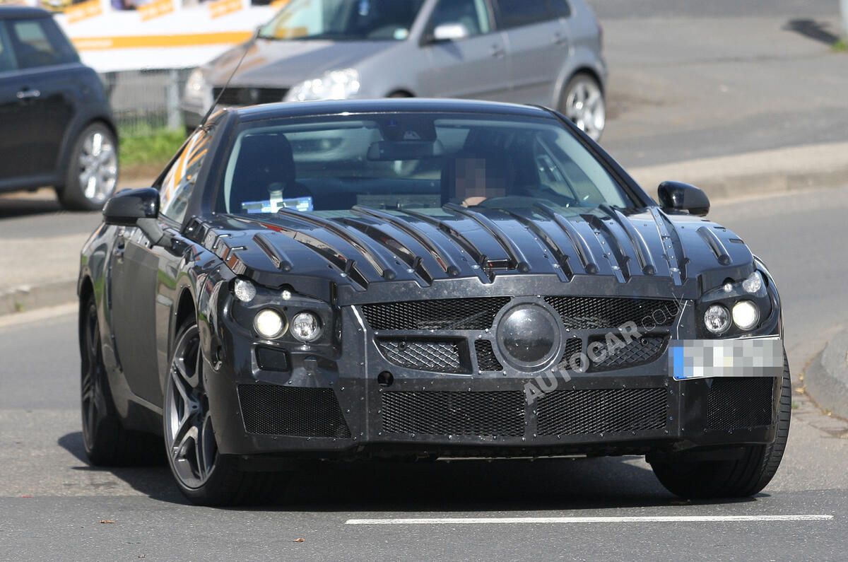 Next Merc SL63 AMG - first pics