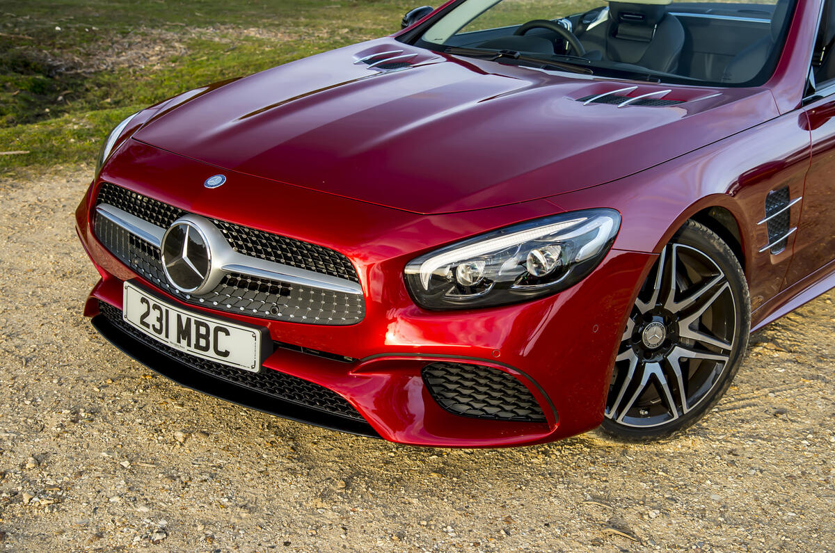 Mercedes-Benz SL front end