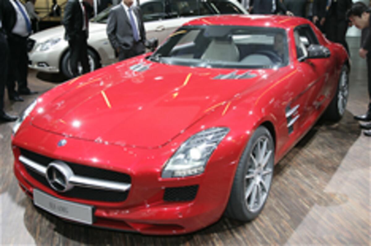 Magna gets Merc SLS order