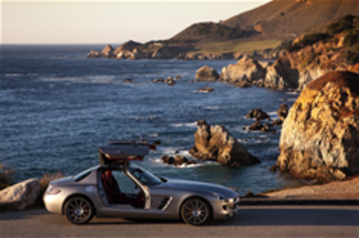 Mercedes SLS on location pics