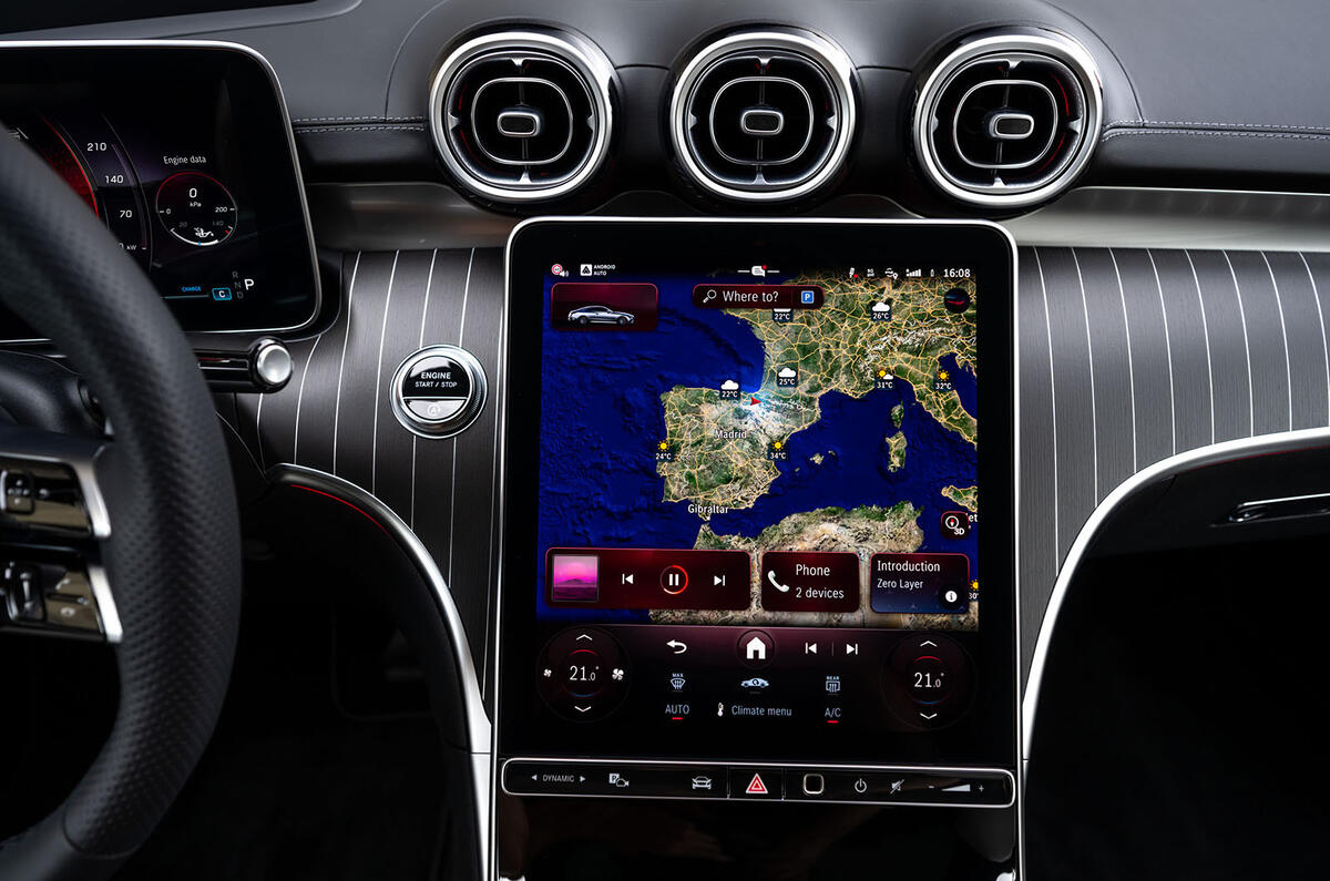 mercedes cle review 202310 screen