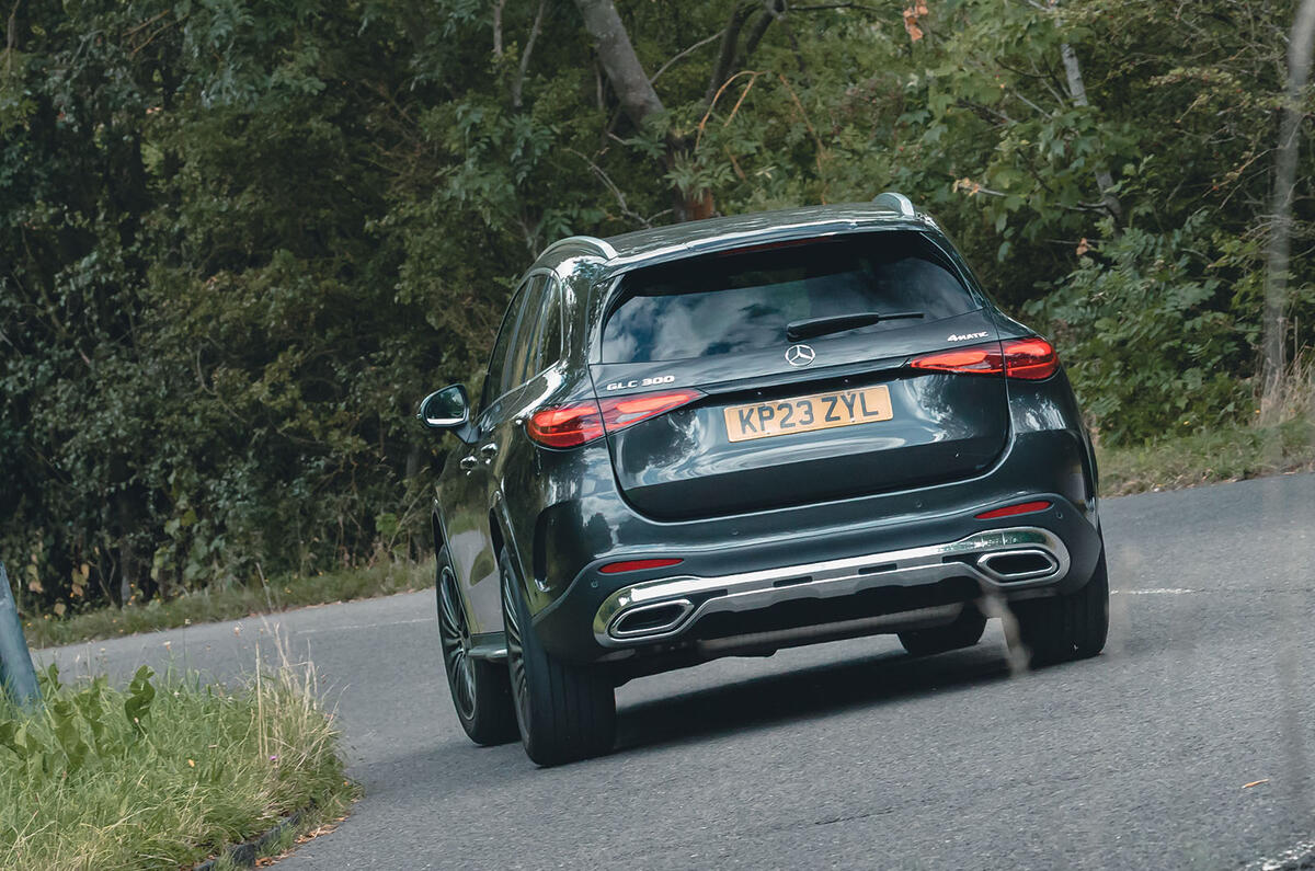 mercedes glc avis 2023 02 virage arrière