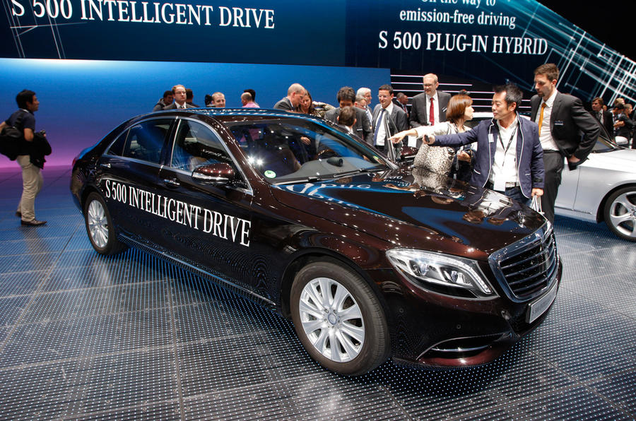 Mercedes-Benz S500 plug-in hybrid shown