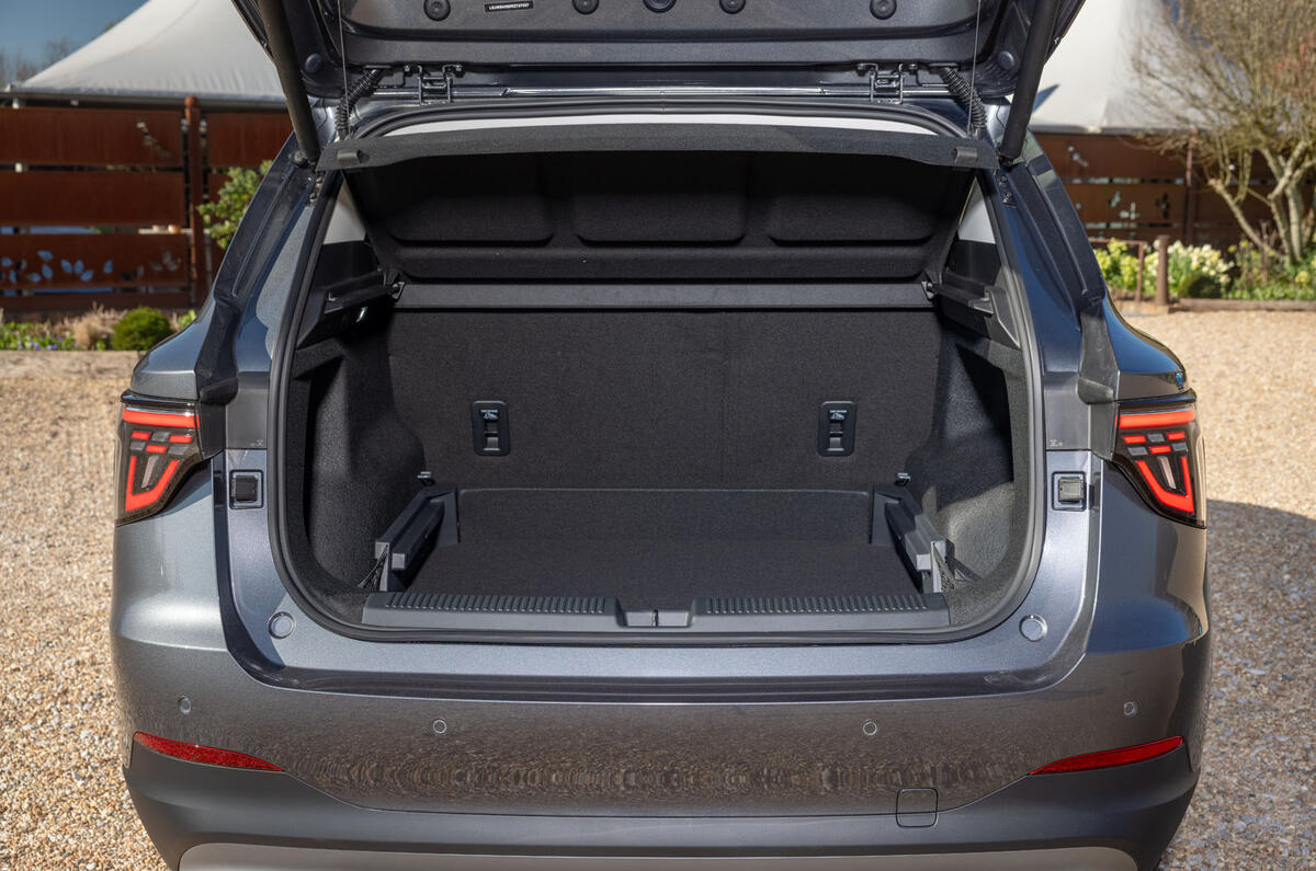 MG S5 2025 Review coffre 72