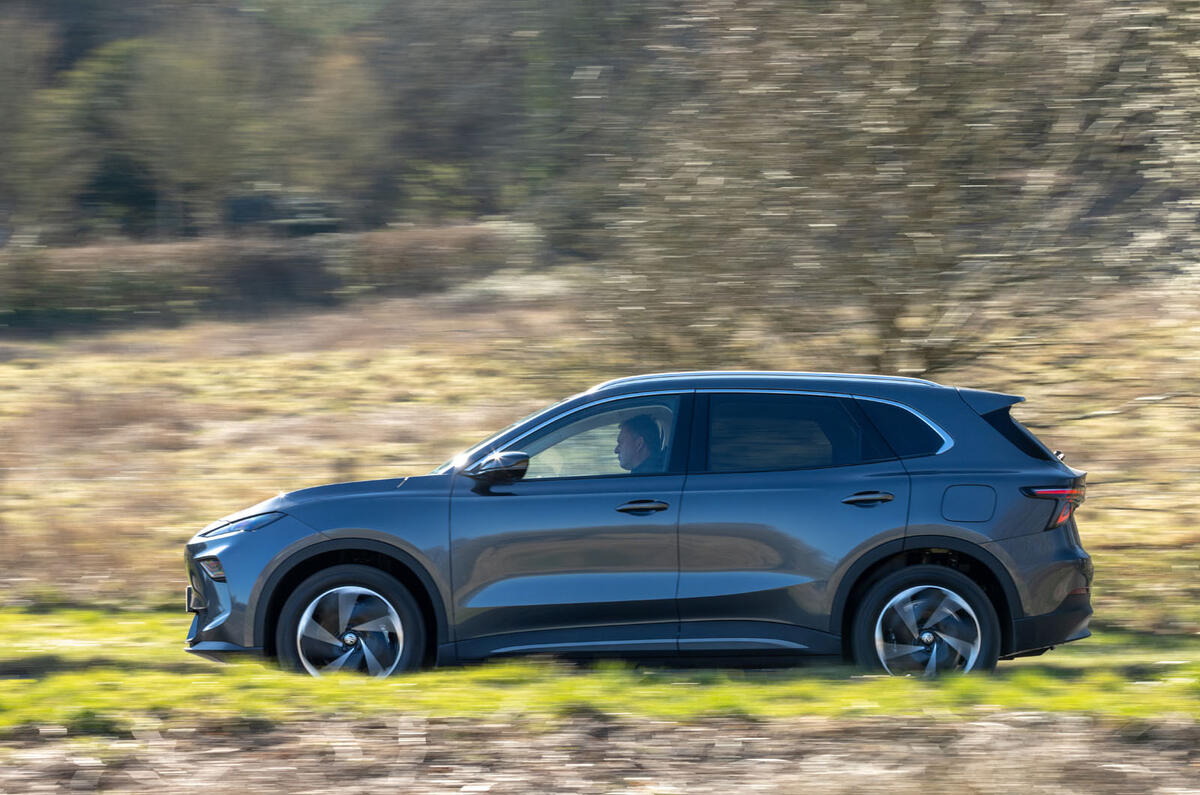 MG S5 2025 Review pan 934