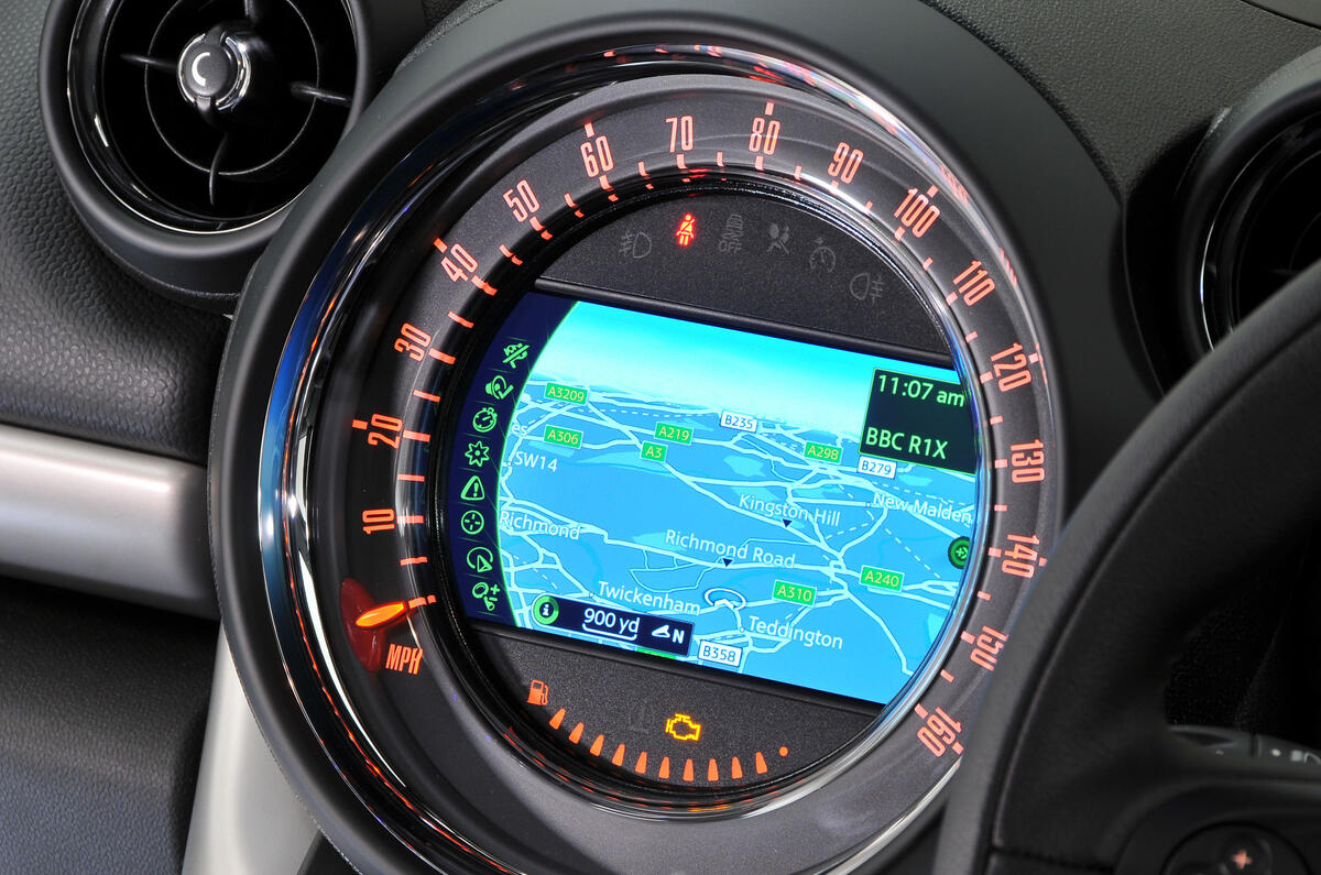 Rubber MINI Countryman automatten voorzijde | Accessoires | Ekris Web