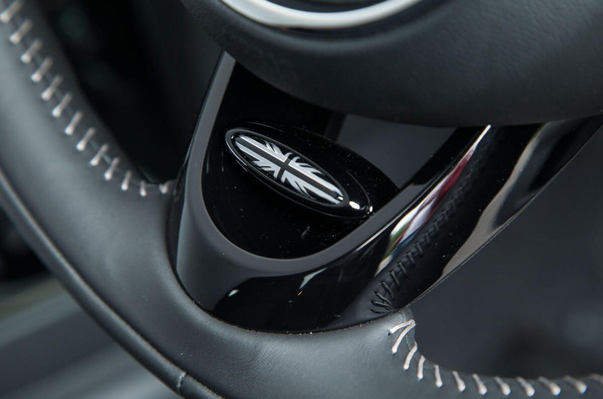 Mini Countryman S E All4 British flag 