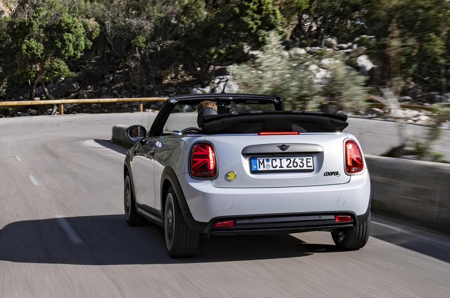 mini electric convertible review 02 tracking rear