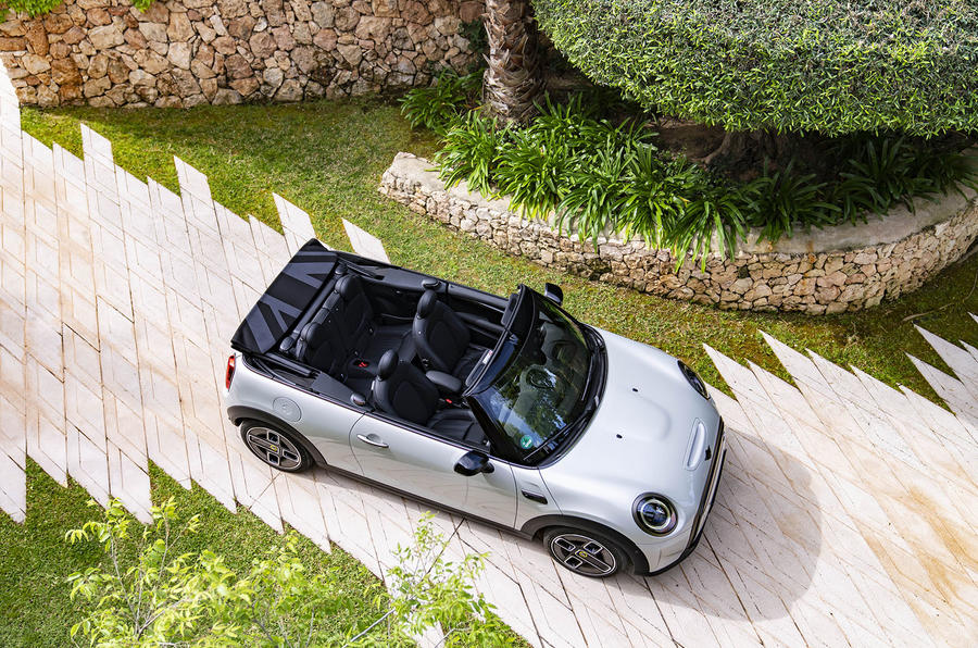 mini electric convertible review 15 roof down static