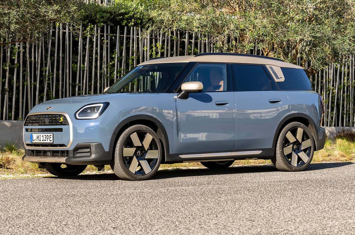 Mini Countryman Electric Review (2024) | Autocar