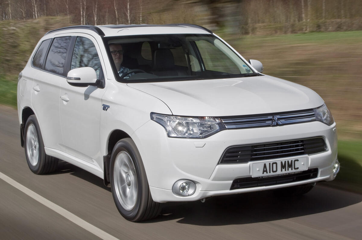 Outlander PHEV, 7-Seat Plug-In Hybrid SUV, Next Generation Outlander PHEV