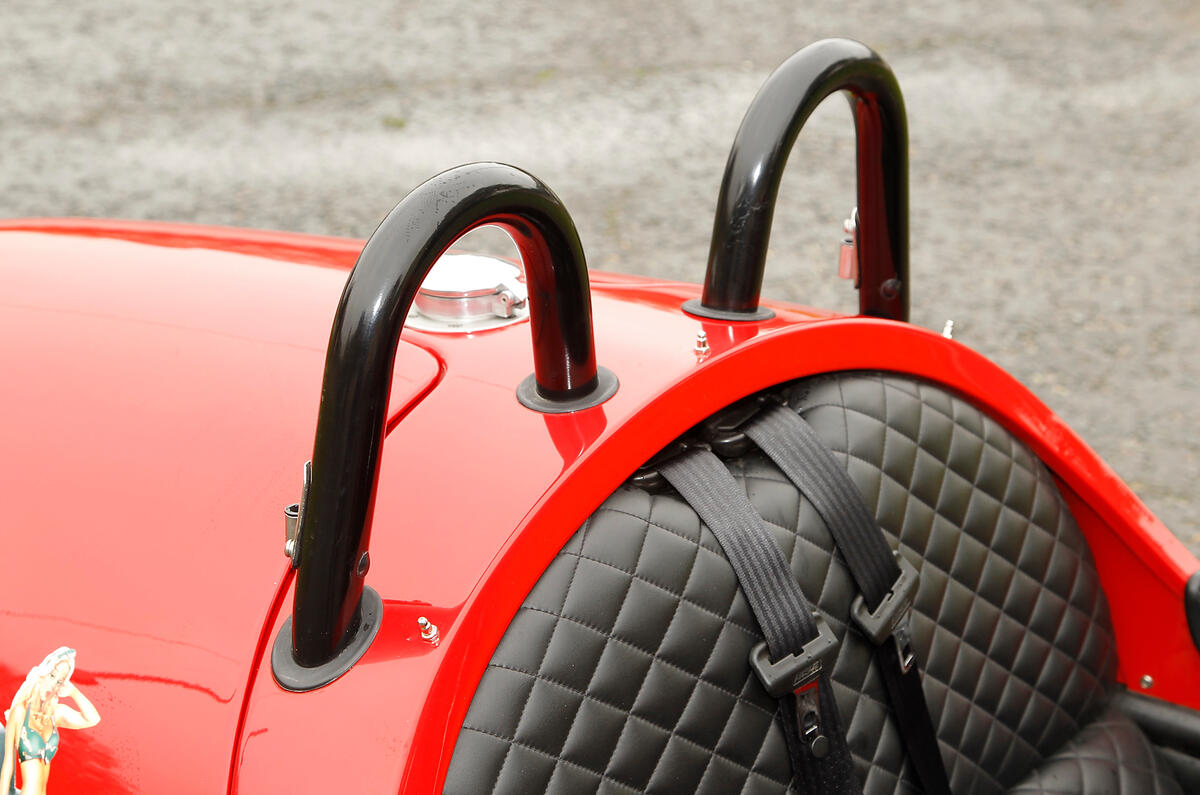 Morgan 3 Wheeler roll hoops