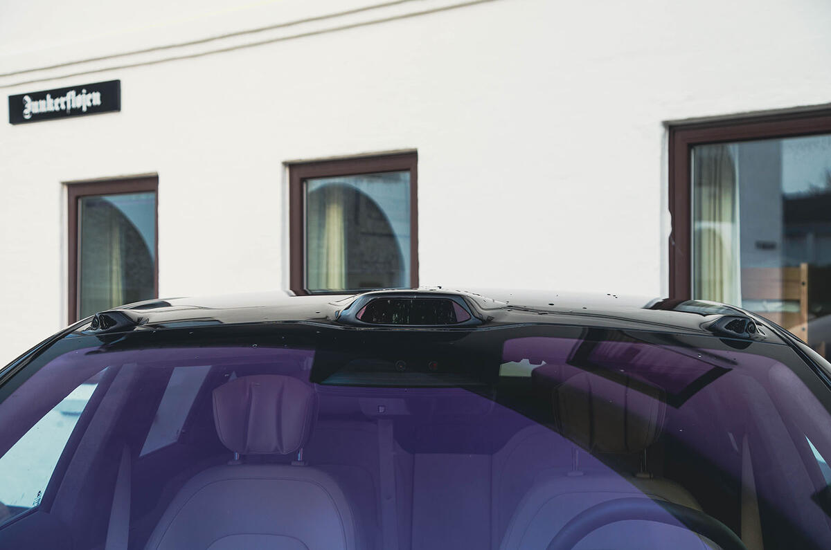 nio et7 review 2023 006 sensors