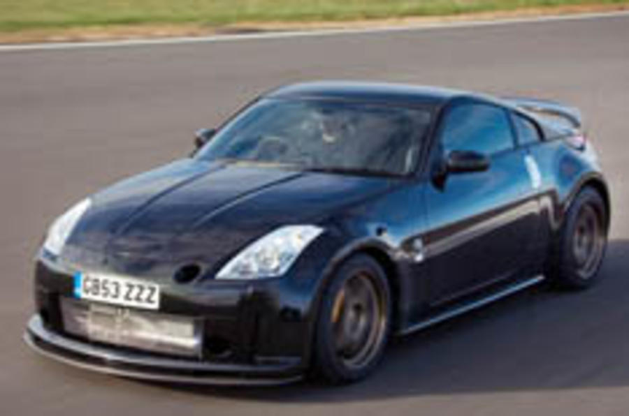 350Z is on a charge