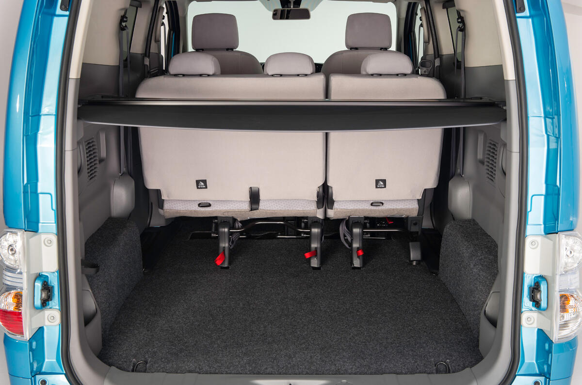 Nissan Passenger Van >> Nissan e-NV200 Combi first drive review Nissan Passenger Van >> Nissan e-NV200 Combi first drive review